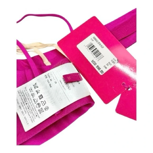 Valentino’s Pink PP Fall/Winter 2022-23 collection - Crepe Couture Bralette - Picture 4 of 5